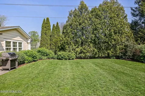 93 Summit Road Riverside CT 06878