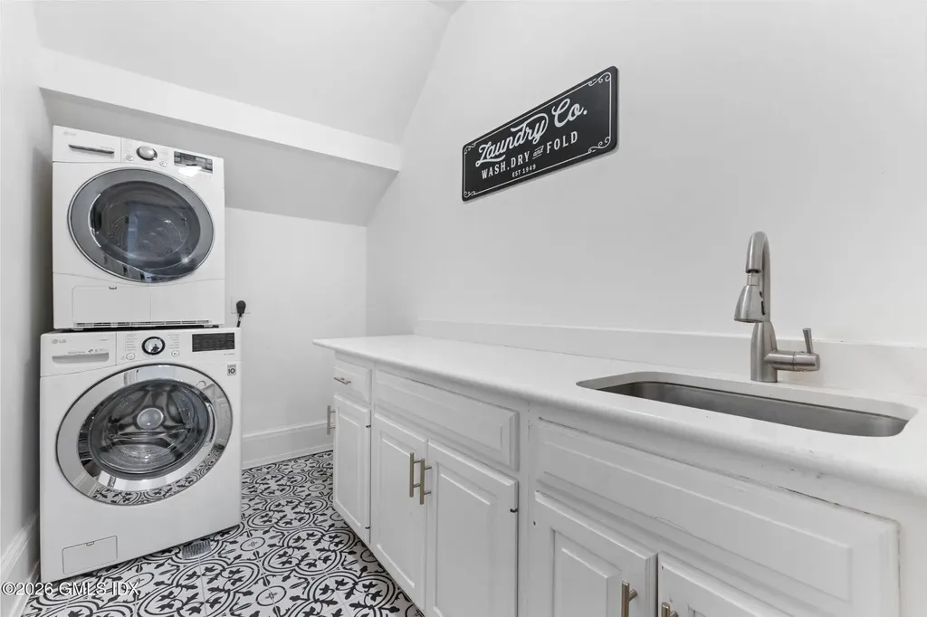 311 Riversville Road Greenwich CT 06831