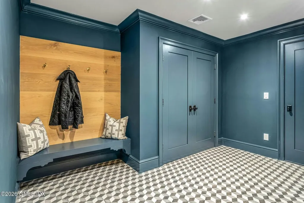 159 Lake Avenue Greenwich CT 06830