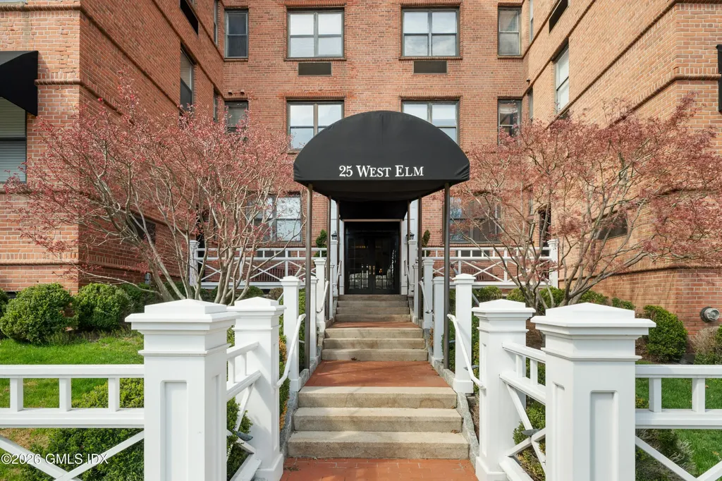 25 W Elm Street Greenwich CT 06830