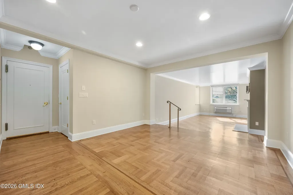 25 W Elm Street Greenwich CT 06830