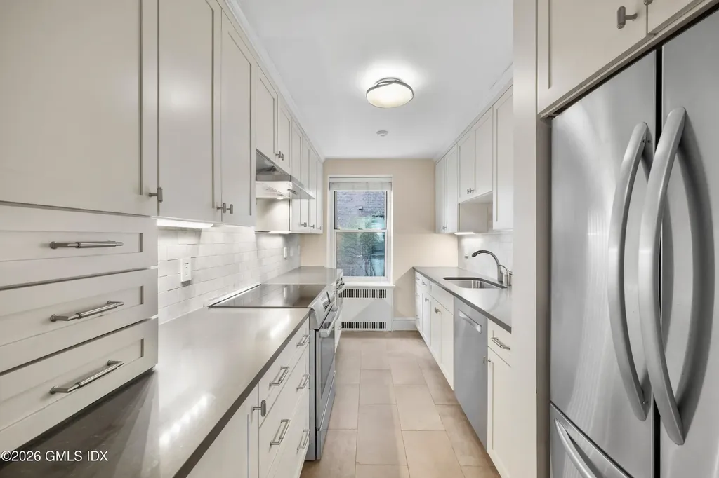 25 W Elm Street Greenwich CT 06830