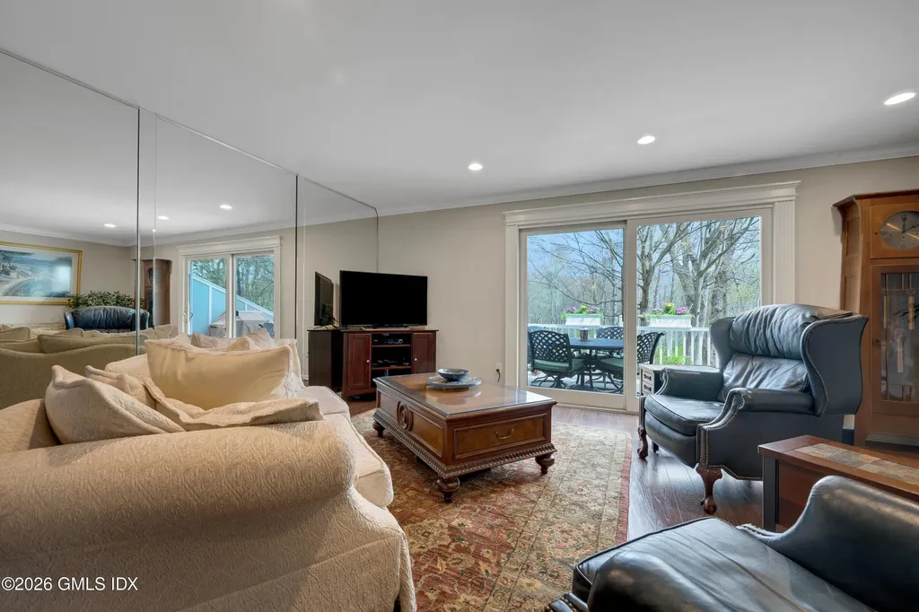 58 Stirrup Lane Riverside CT 06878
