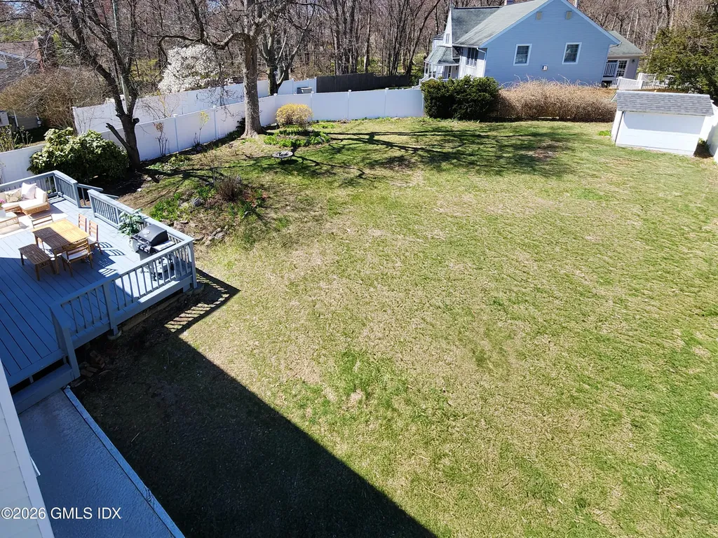 37 Mary Lane Riverside CT 06878