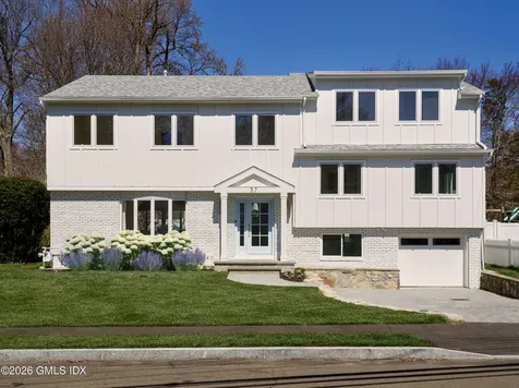 37 Mary Lane Riverside CT 06878