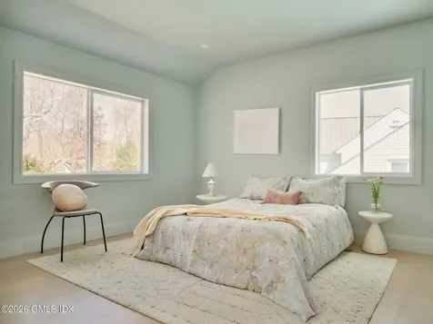 37 Mary Lane Riverside CT 06878