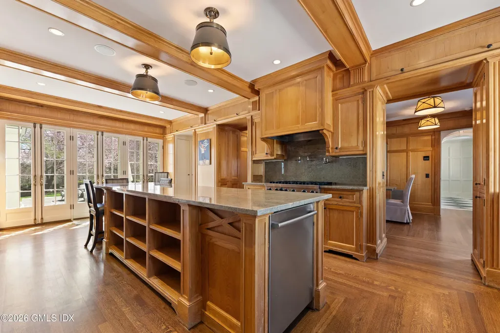 7 Calhoun Drive Greenwich CT 06831