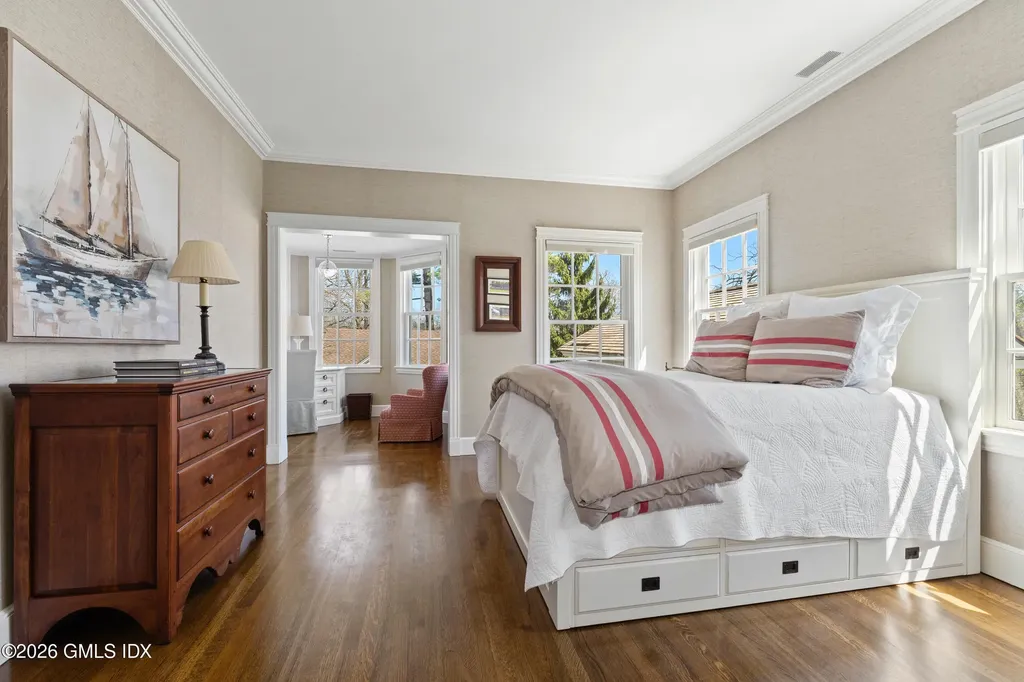 7 Calhoun Drive Greenwich CT 06831