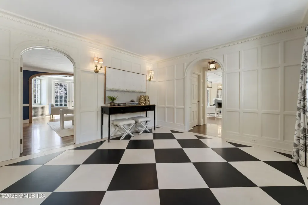 7 Calhoun Drive Greenwich CT 06831