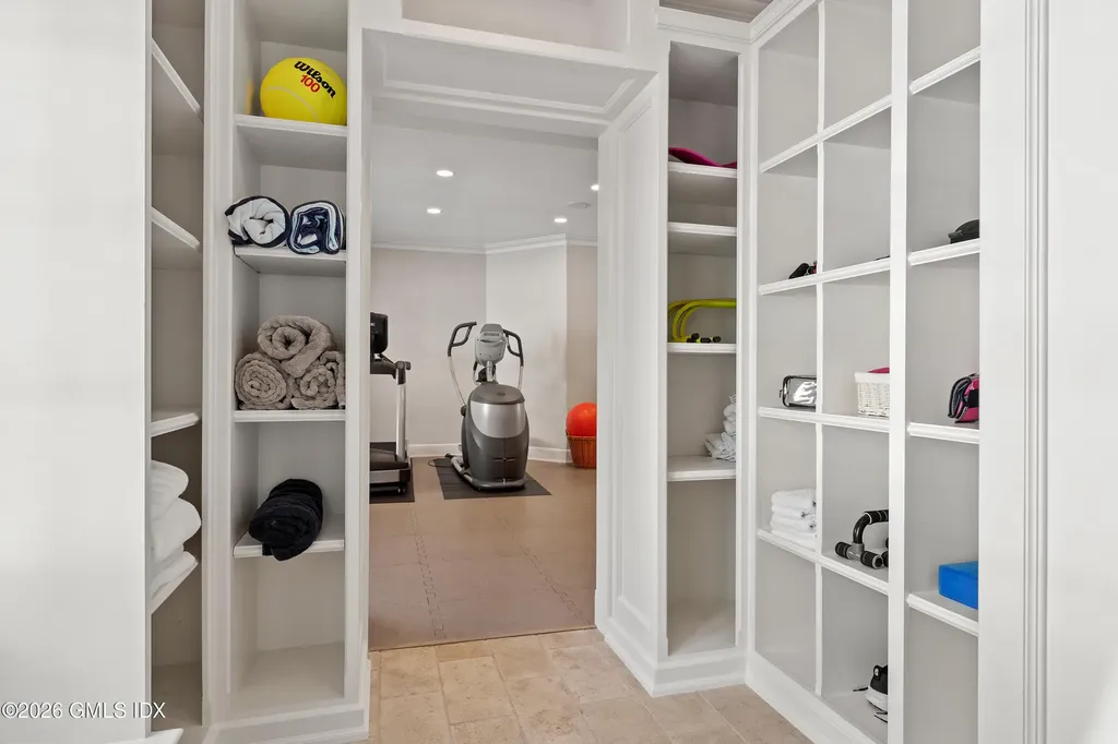 7 Calhoun Drive Greenwich CT 06831