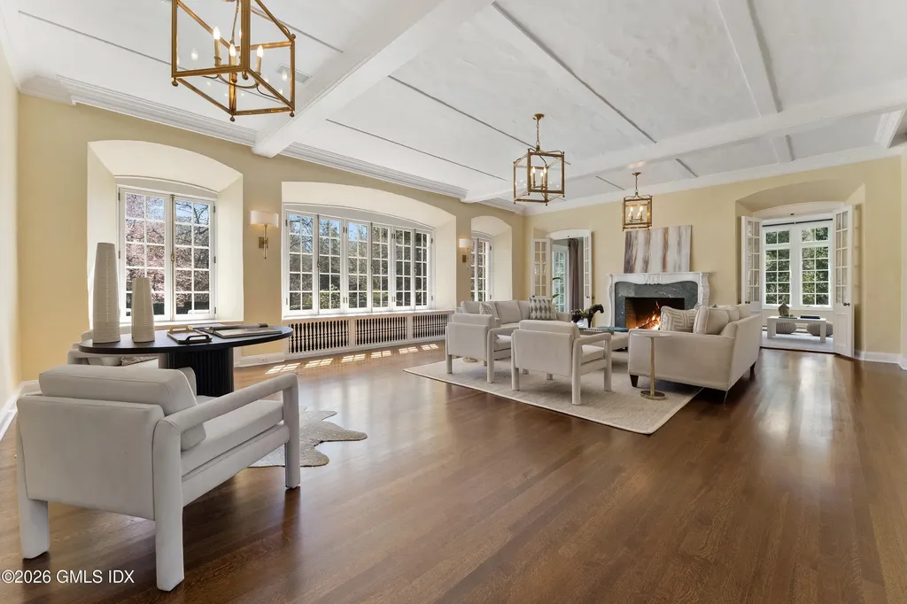 7 Calhoun Drive Greenwich CT 06831