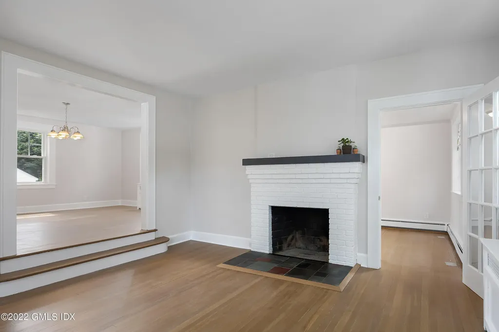 287 Glenbrook Road Stamford CT 06906
