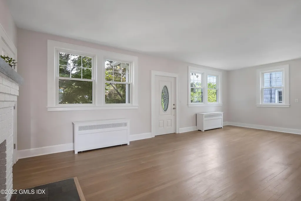 287 Glenbrook Road Stamford CT 06906