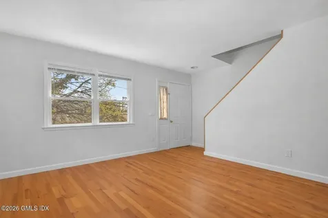 21 W Division Street Greenwich CT 06830