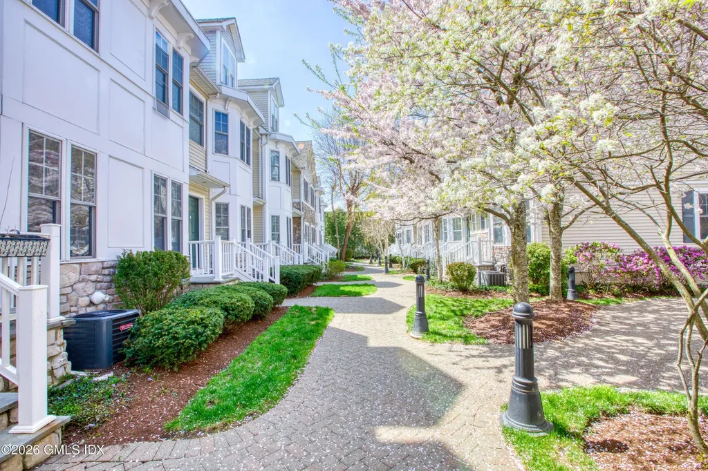 39 Maple Tree Avenue Stamford CT 06906