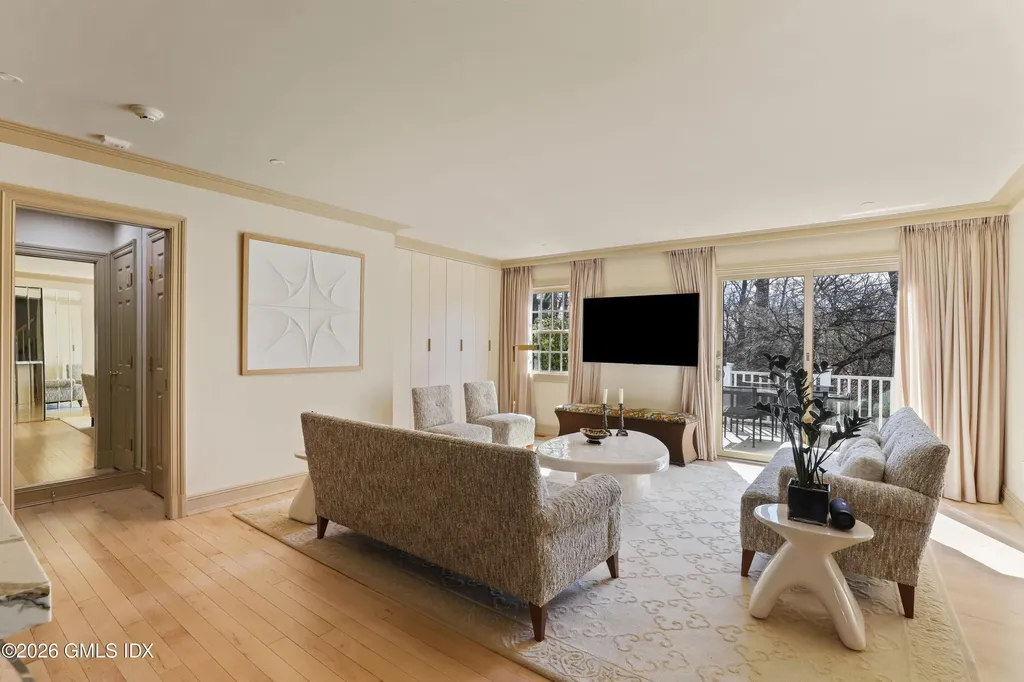99 Greenwich Hills Drive Greenwich CT 06831