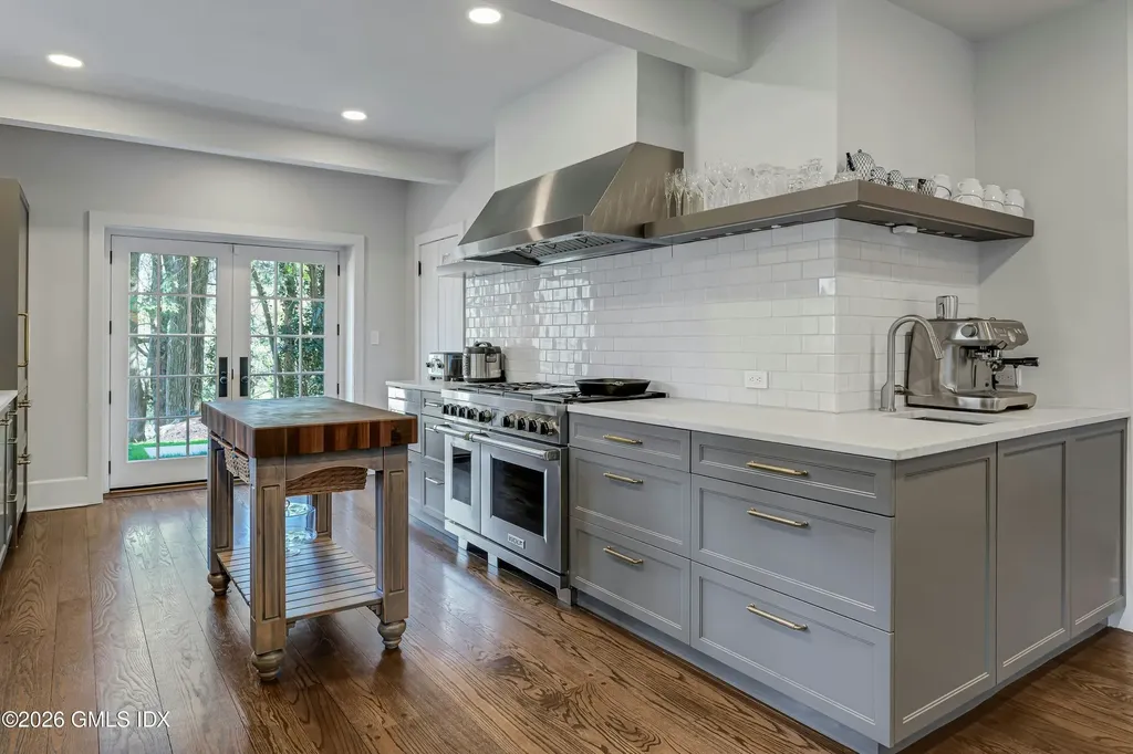 11 Alden Road Greenwich CT 06831
