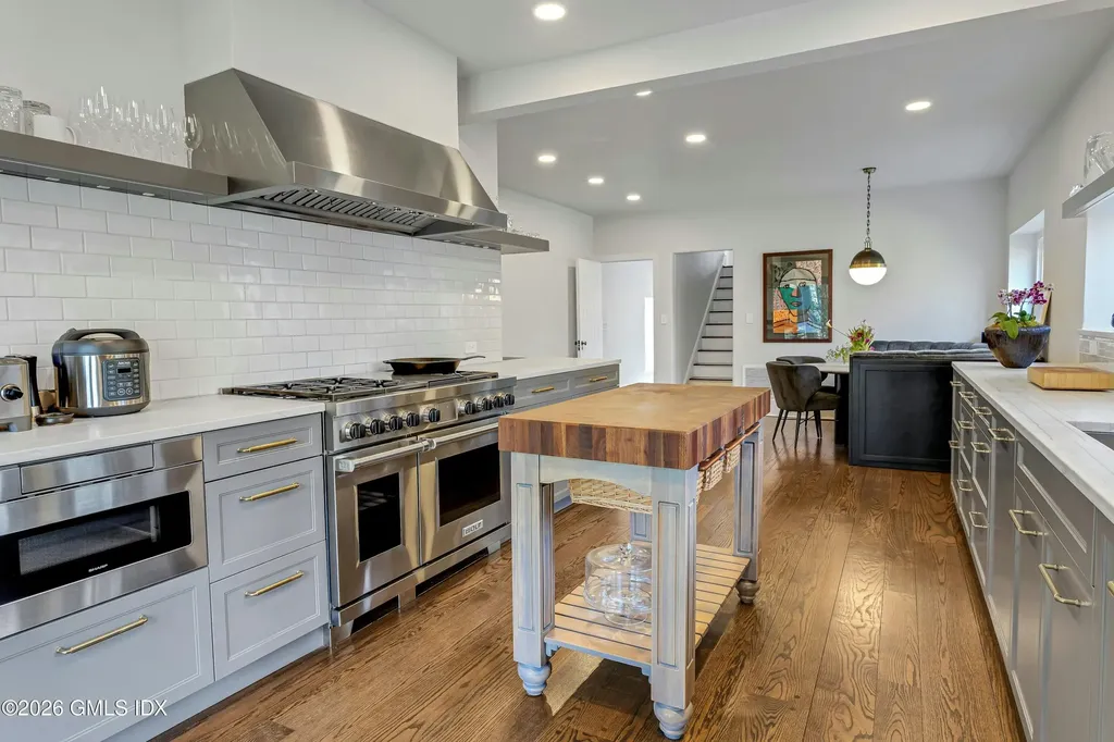 11 Alden Road Greenwich CT 06831