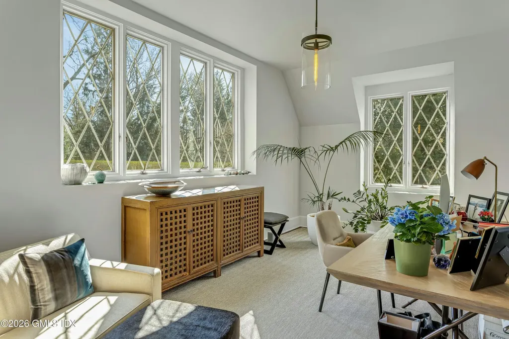 11 Alden Road Greenwich CT 06831