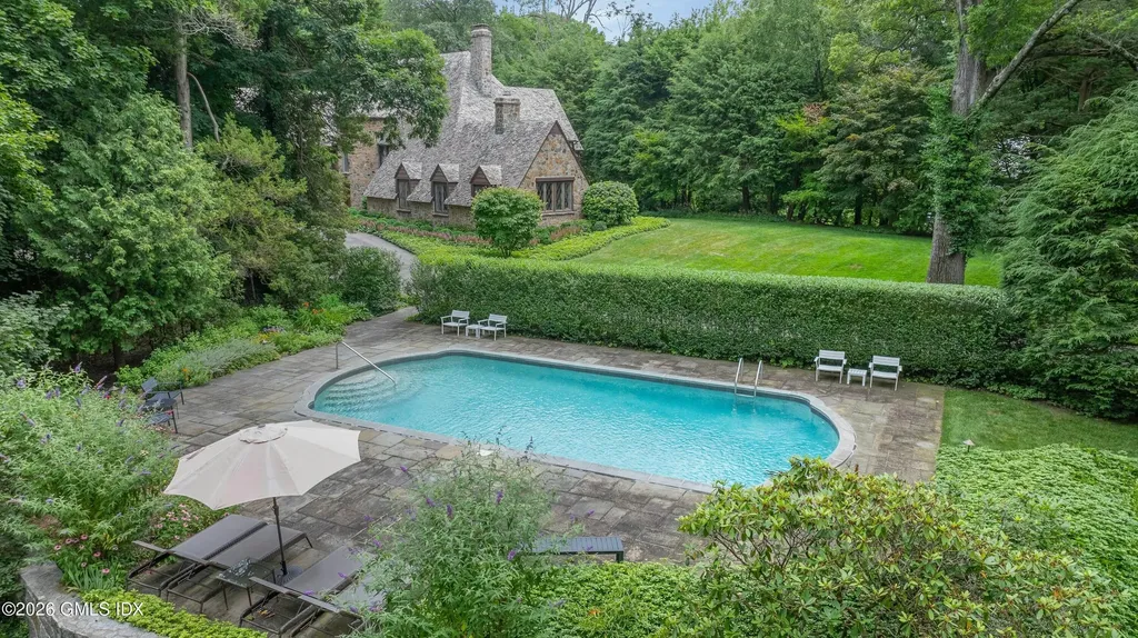 11 Alden Road Greenwich CT 06831