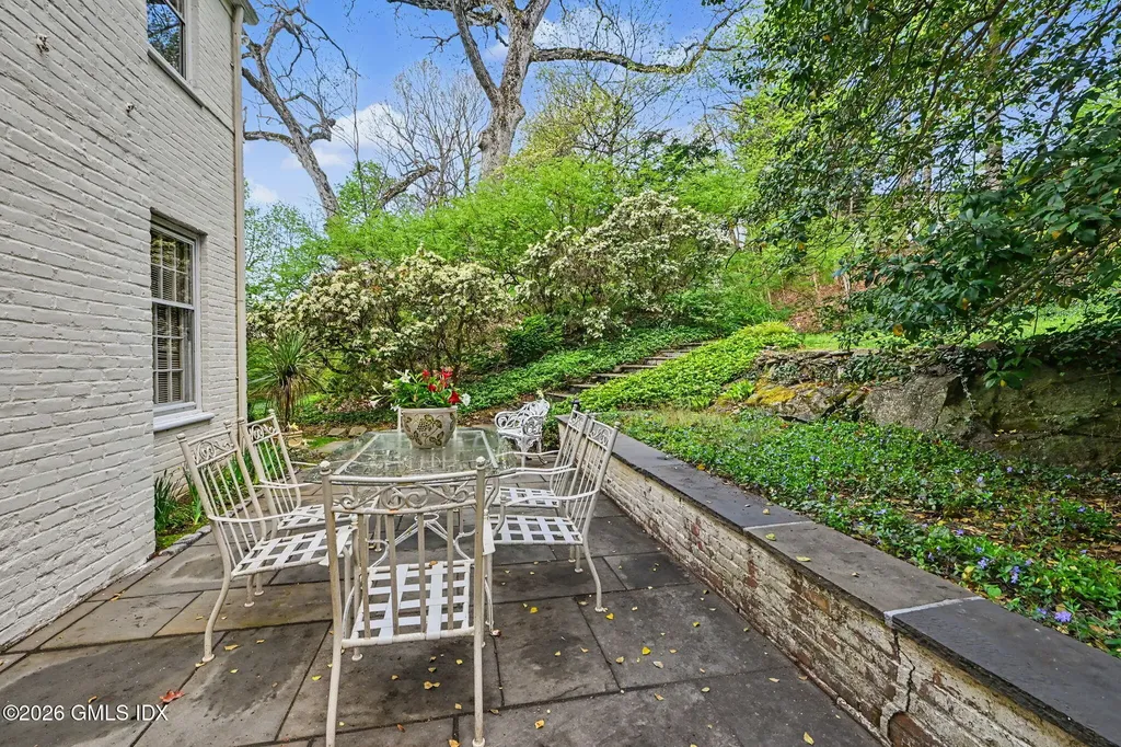 14 Upland Drive Greenwich CT 06831