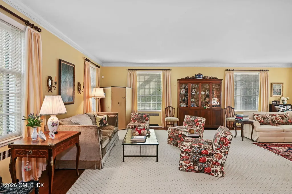 14 Upland Drive Greenwich CT 06831