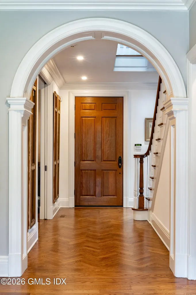 15 Field Road Riverside CT 06878