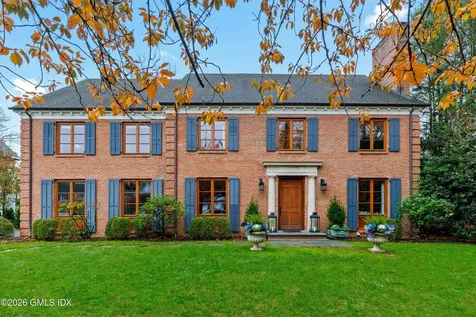 15 Field Road Riverside CT 06878