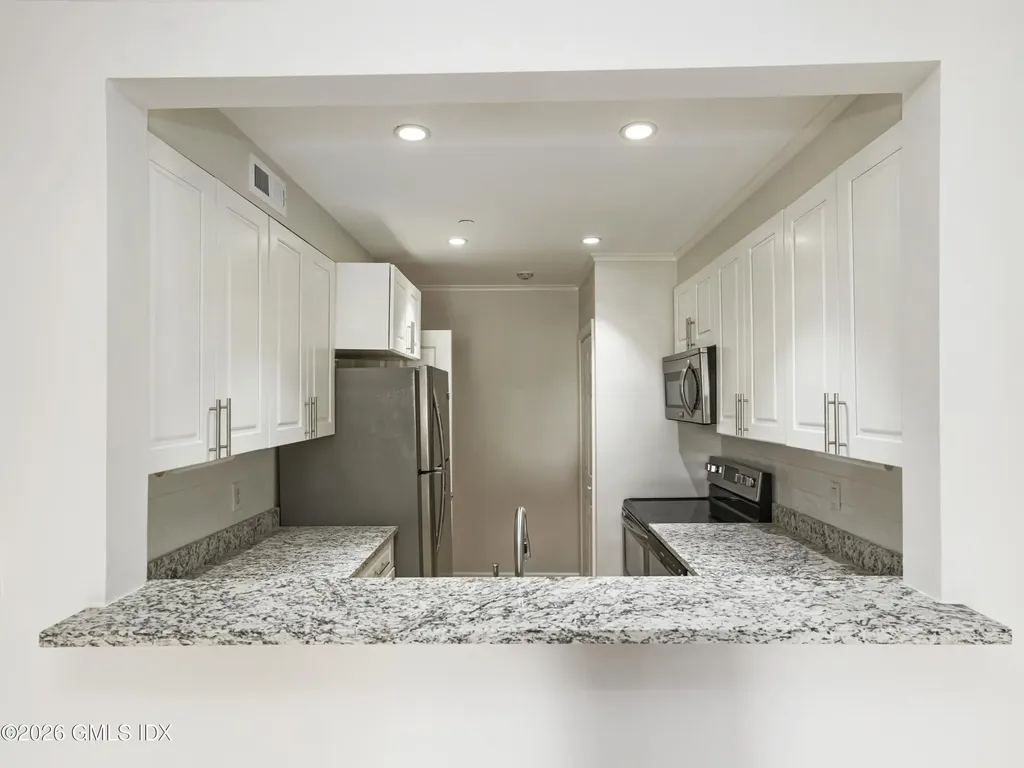 51 Forest Avenue Old Greenwich CT 06870