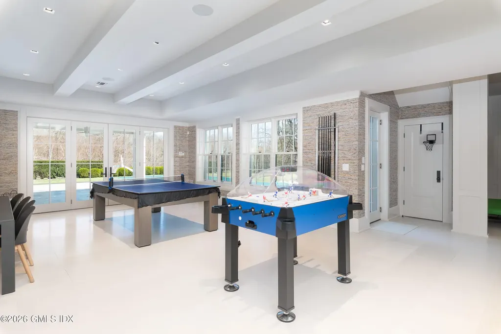 425 N Maple Avenue Greenwich CT 06830
