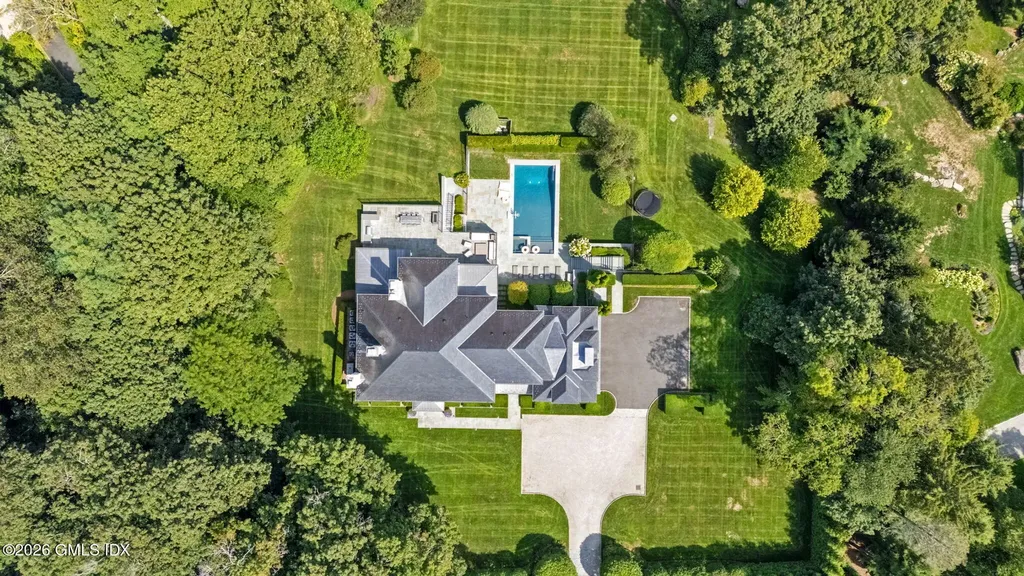 425 N Maple Avenue Greenwich CT 06830