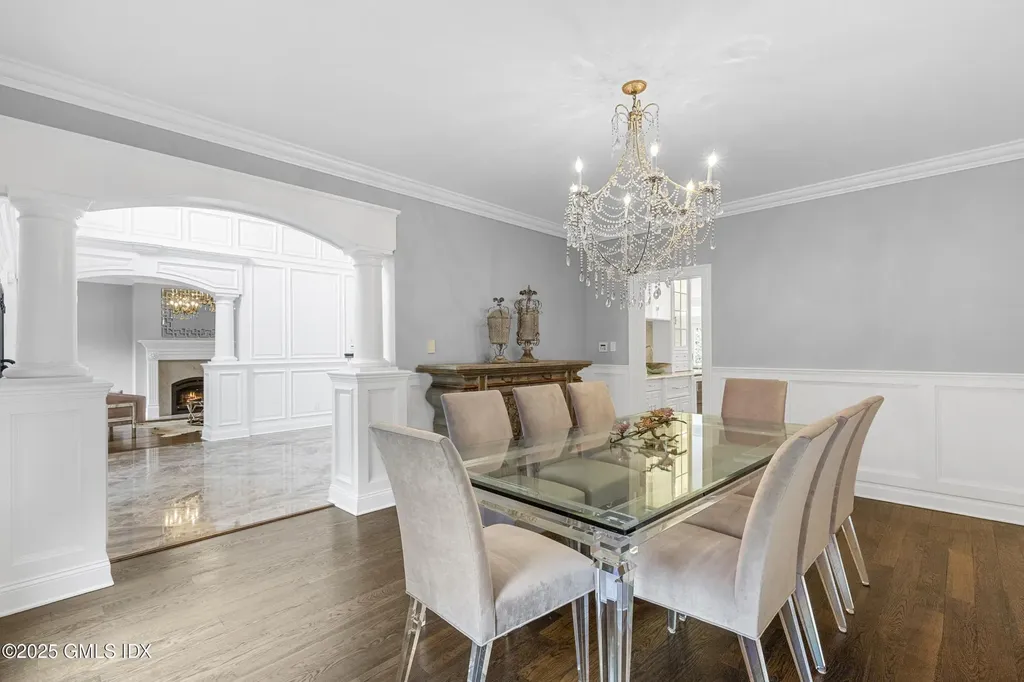 34 Carrington Drive Greenwich CT 06831
