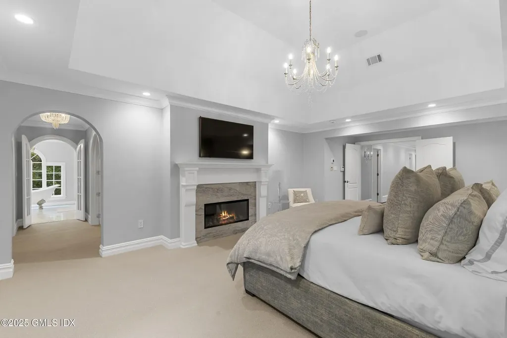 34 Carrington Drive Greenwich CT 06831