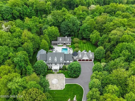 34 Carrington Drive Greenwich CT 06831