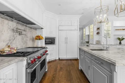 34 Carrington Drive Greenwich CT 06831