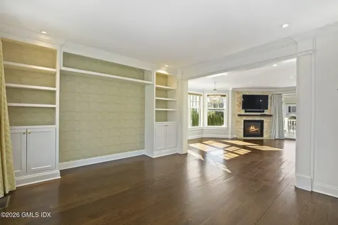 18 W End Avenue Old Greenwich CT 06870
