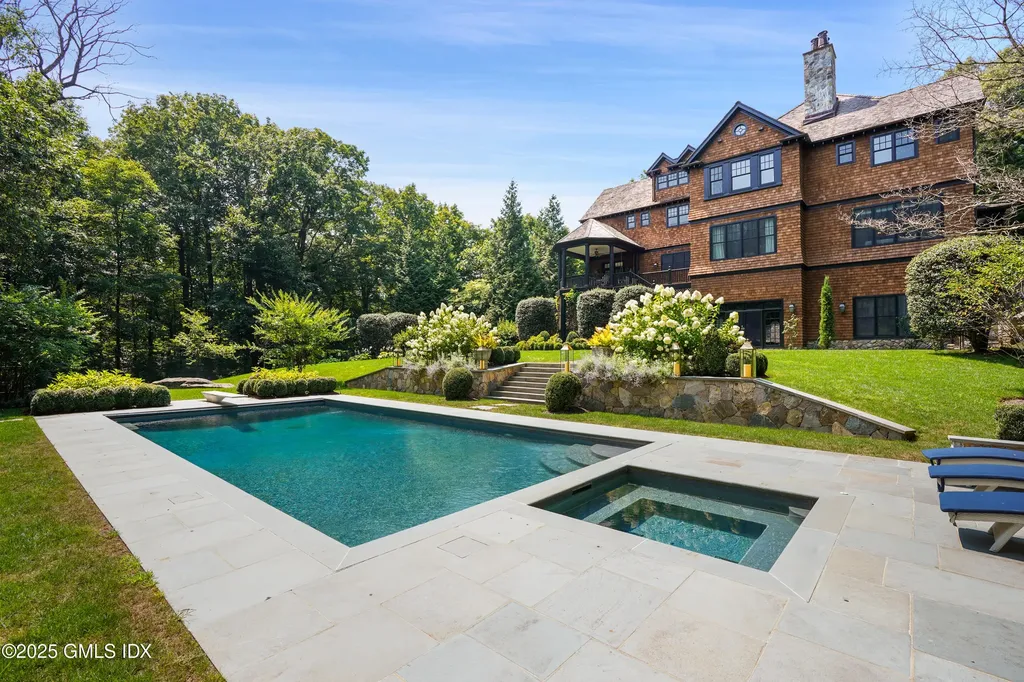 59 Cat Rock Road Cos Cob CT 06807