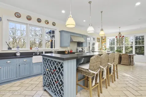 59 Cat Rock Road Cos Cob CT 06807