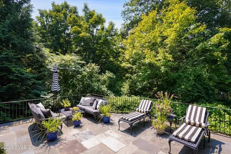 59 Cat Rock Road Cos Cob CT 06807