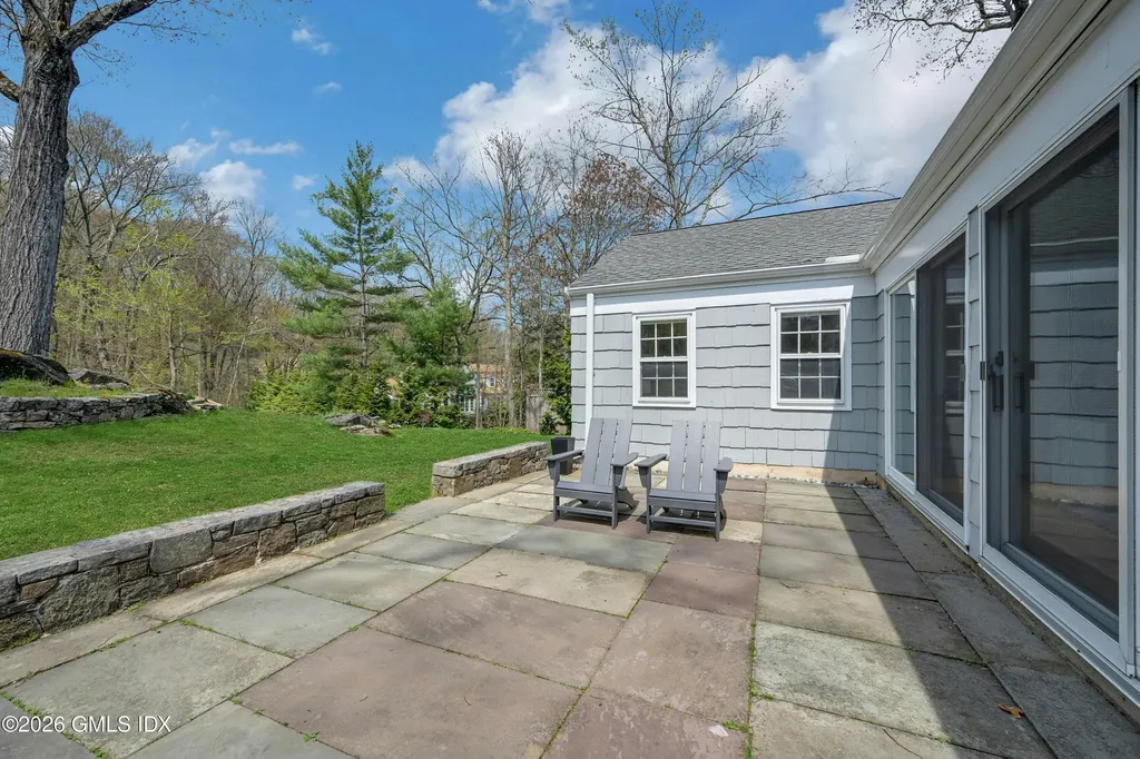 64 Hillside Road Greenwich CT 06830