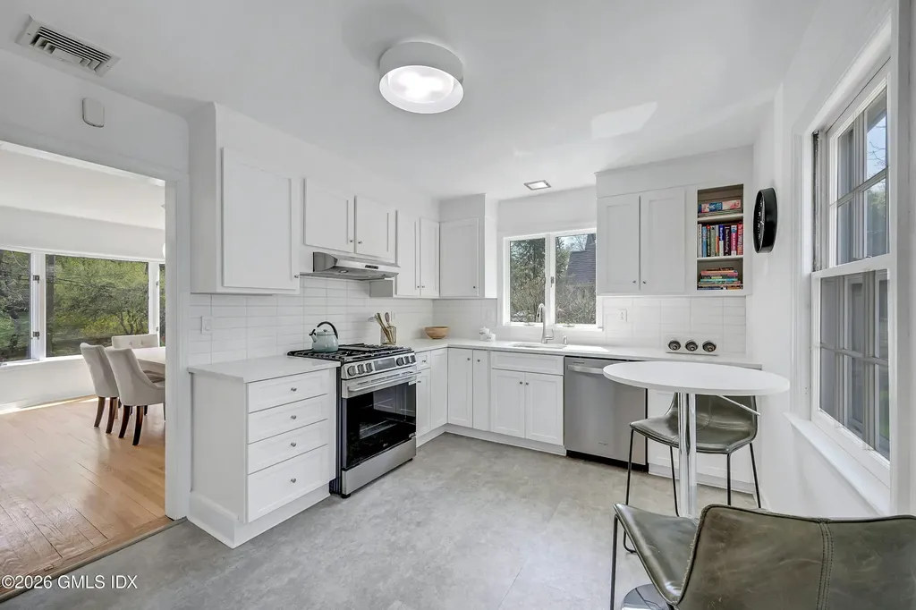 64 Hillside Road Greenwich CT 06830