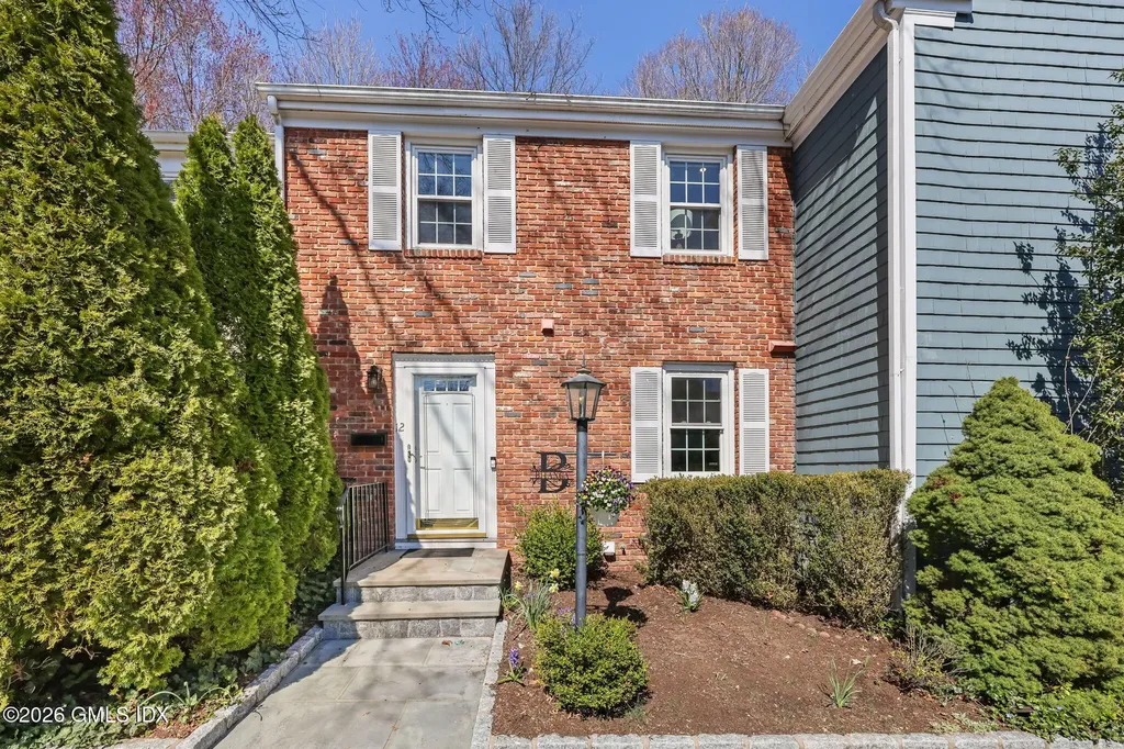 98 Valley Road Cos Cob CT 06807