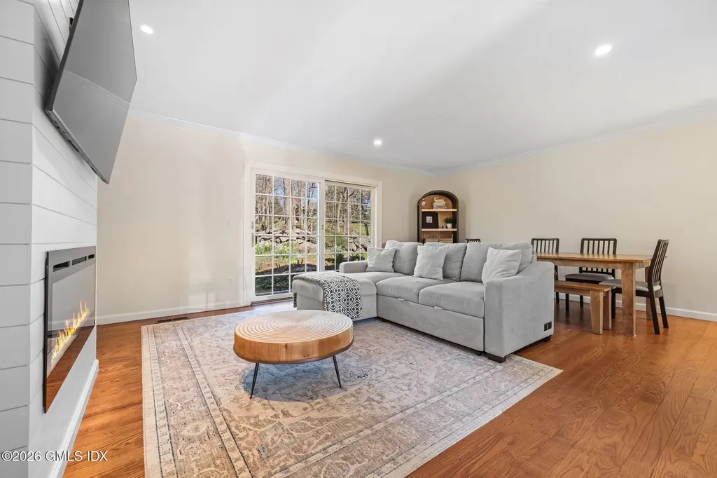 98 Valley Road Cos Cob CT 06807