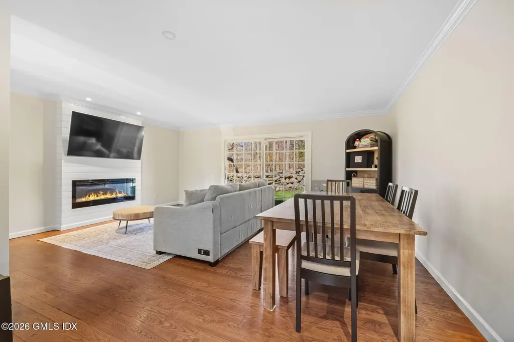 98 Valley Road Cos Cob CT 06807