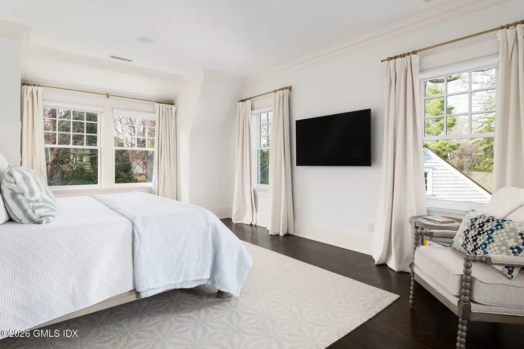 45 Willow Road Riverside CT 06878