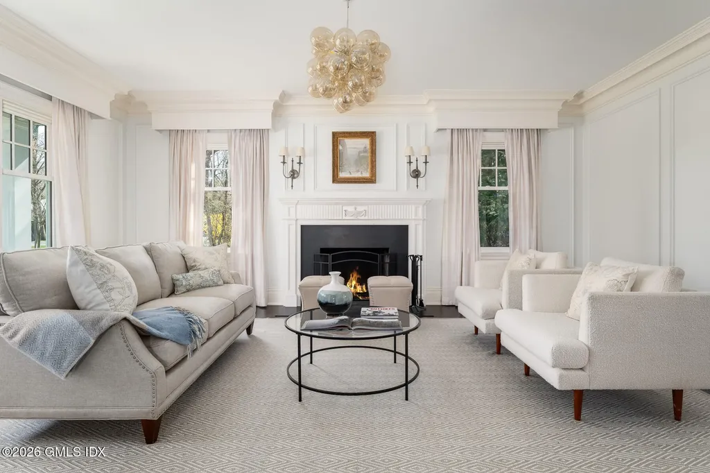 45 Willow Road Riverside CT 06878