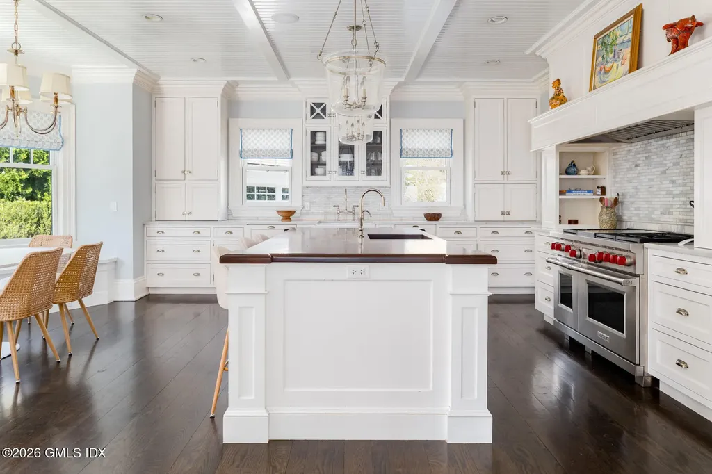 45 Willow Road Riverside CT 06878