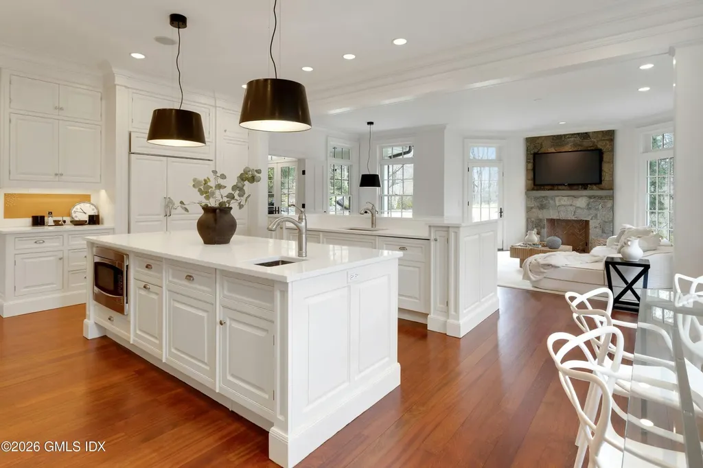 34 Cedarwood Drive Greenwich CT 06830