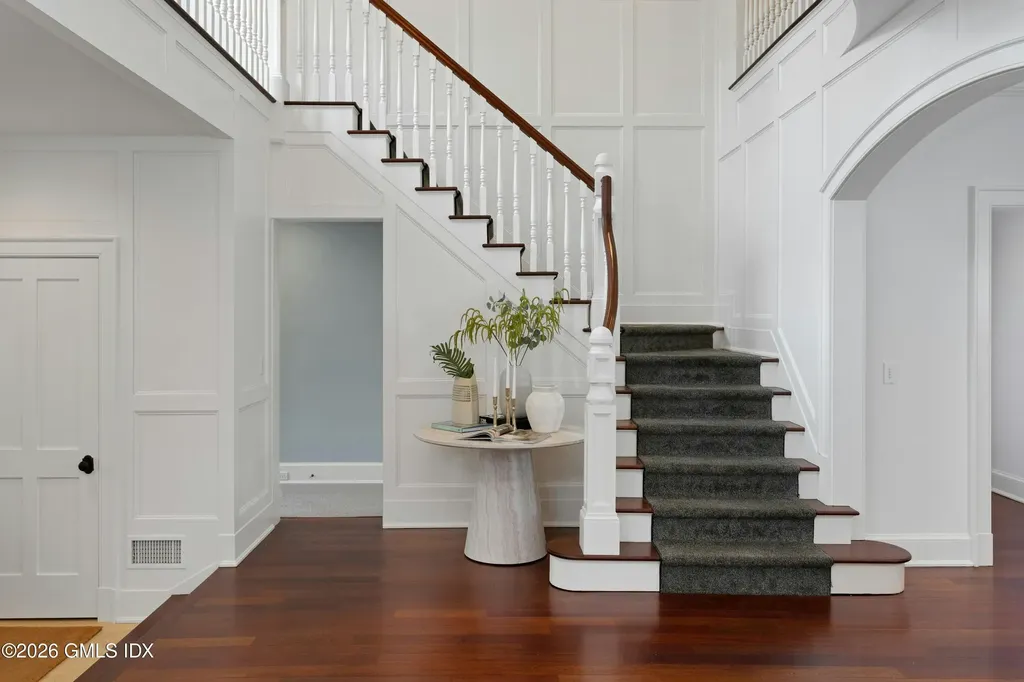 34 Cedarwood Drive Greenwich CT 06830