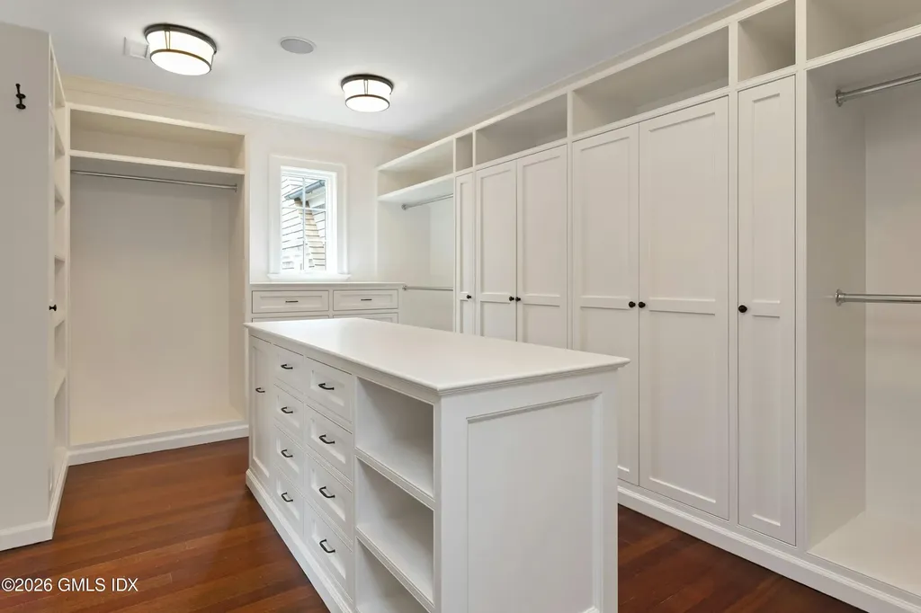 34 Cedarwood Drive Greenwich CT 06830